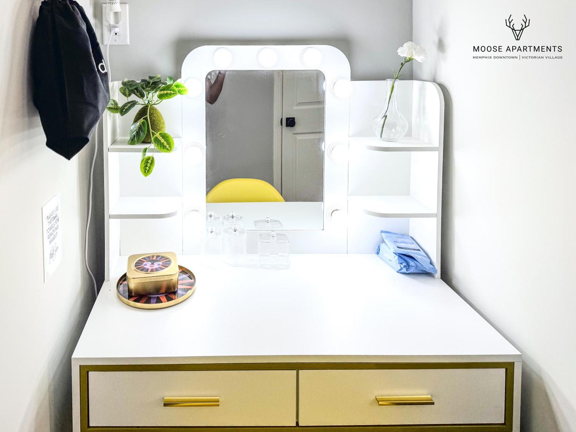 Appartamento The Moose #9 - Brand New Luxe Modern Loft With Free Parking, King Bed & Fast Wifi Memphis Esterno foto