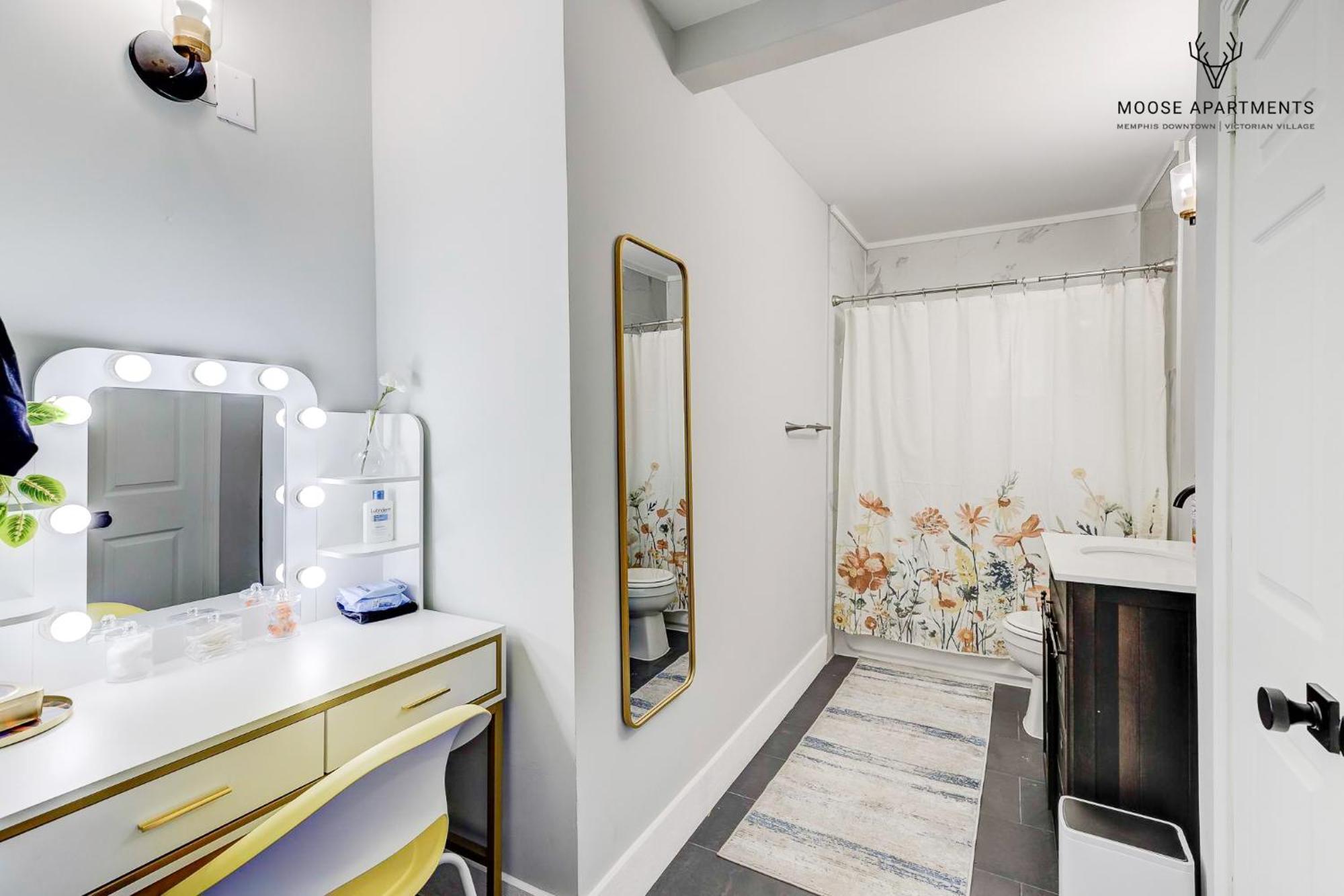 Appartamento The Moose #9 - Brand New Luxe Modern Loft With Free Parking, King Bed & Fast Wifi Memphis Esterno foto